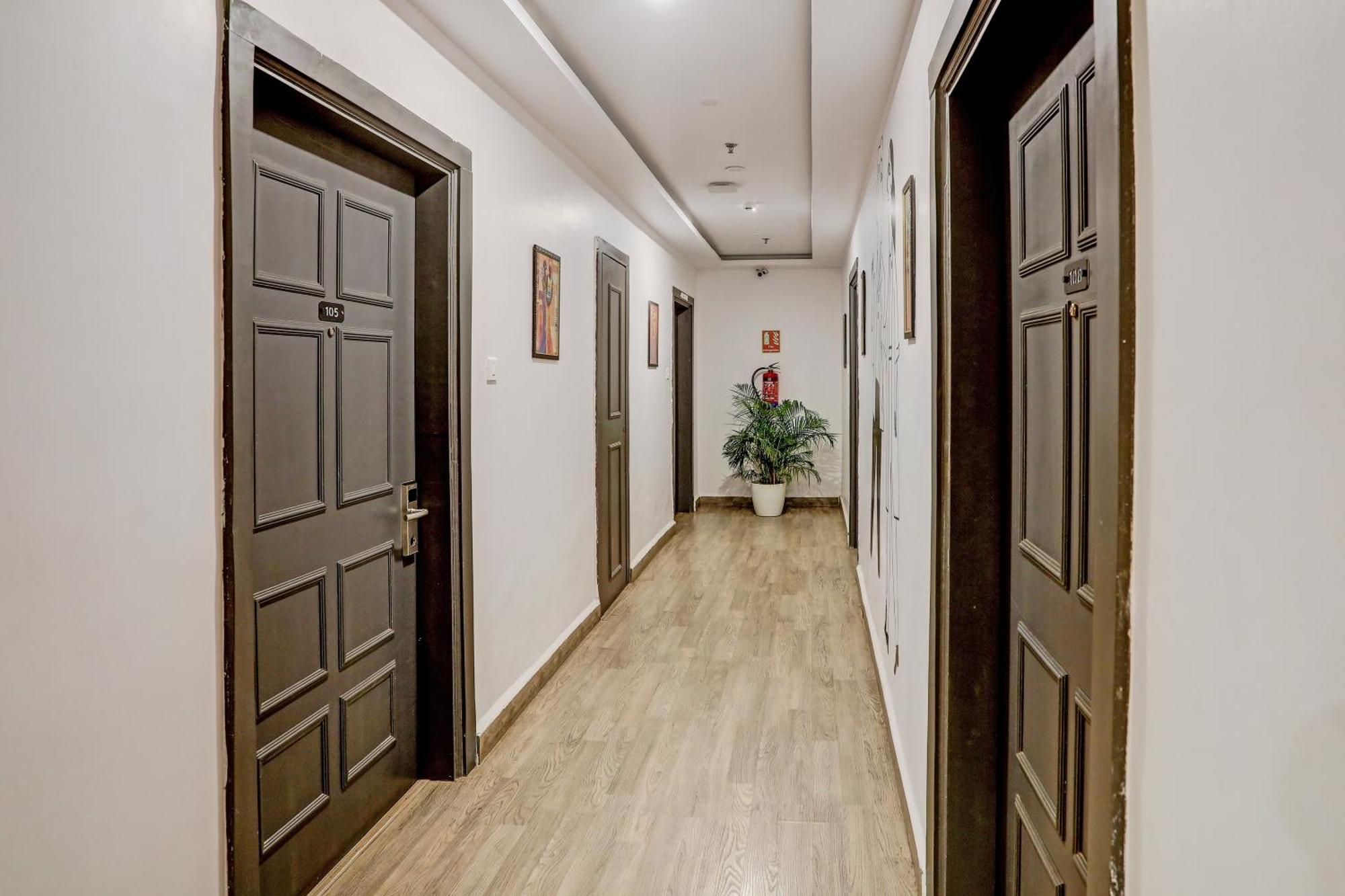 Super Townhouse Swain Heritage บูบันเนสชวาร์ ภายนอก รูปภาพ